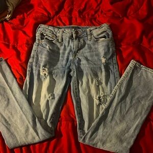Never worn, straight leg small women’s jeans